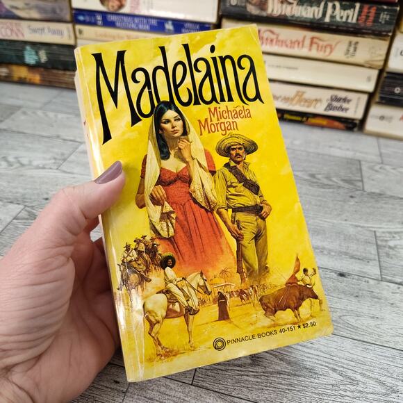 Madelaina by Michaela Morgan 1977 1st Printing Pinnacle Books Paperback - Picture 1 of 14